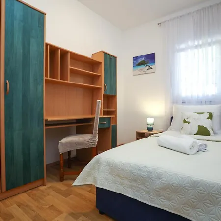 David Two Bdr With Parking Zadar