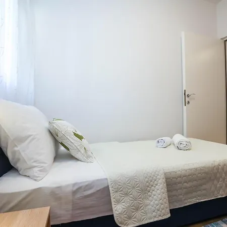 Apartamento David Two Bdr With Parking Zadar