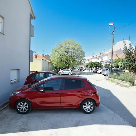 David Two Bdr With Parking Appartement *