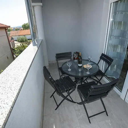 Apartment David Two Bdr With Parking *