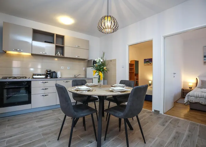 David Two Bdr With Parking * Zadar